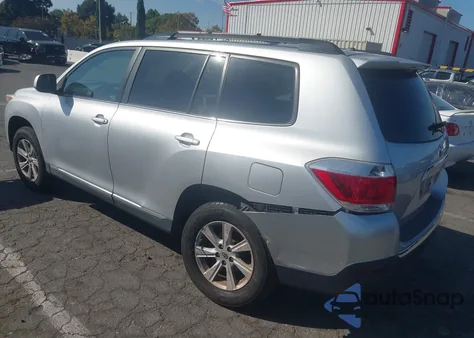 2012 Toyota Highlander Se z USA, uszkodzony, nr VIN 5TDZK3EH1CS065071